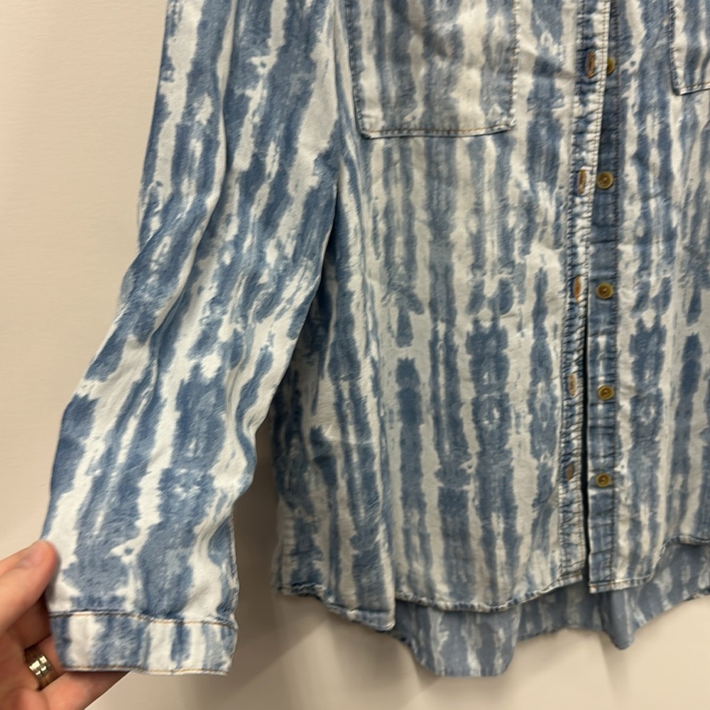 Soft Surroundings tie dye chambray tunic button down shirt PXL - Picture 3 of 5